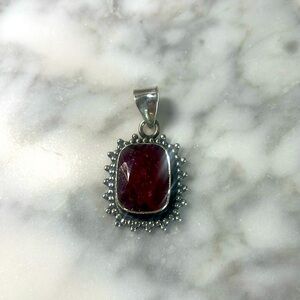 Gorgeous large ruby pendant in 925 sterling silver